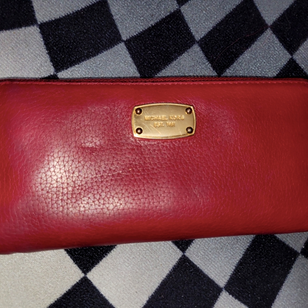 MICHAEL KORS WALLET RED